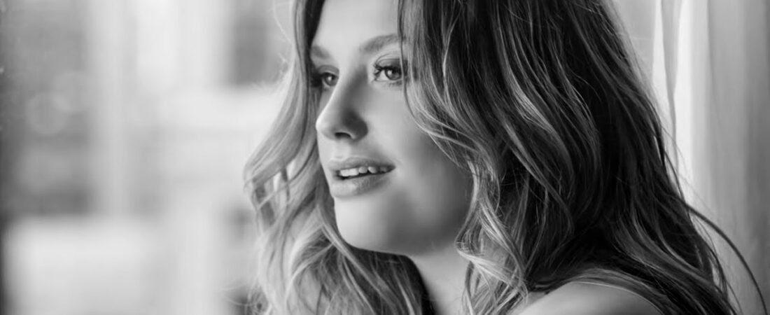 Ella Henderson – Yours (Official Video)